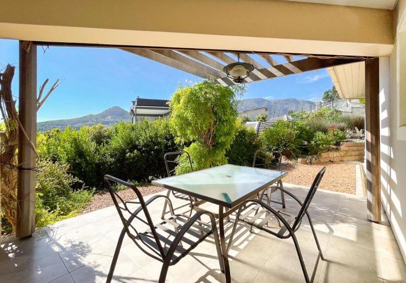 4 Bedroom Property for Sale in Hout Bay Western Cape